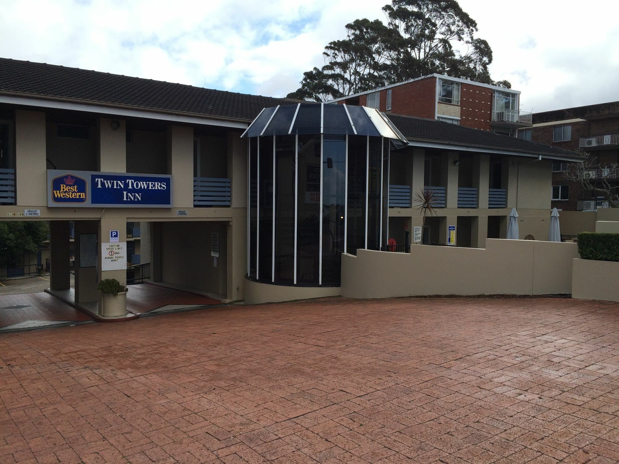Twin Towers Inn Sydney Ngoại thất bức ảnh